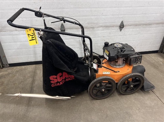 SCAG GIANT-VAC MODEL YV14-EA190 YARD VACUUM