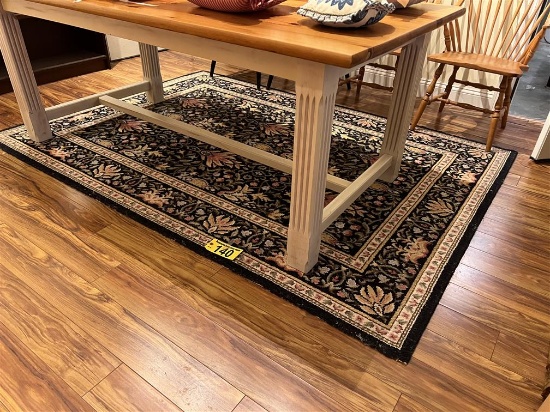 67" X 94" AREA RUG