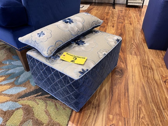 OTTOMAN CUBE & PILLOW, 22" X 15" X 10"H