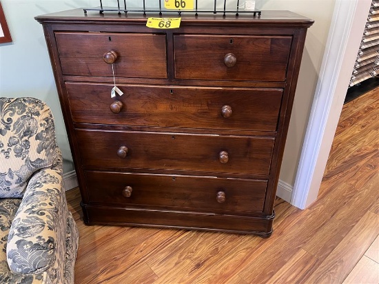 A COUNTRY COMMODE CHERRY/MAHOGANY CHEST OF DRAWERS, RETAIL $2,584