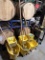 RUBBERMAID MOP BUCKET W/ RINGER & MOP