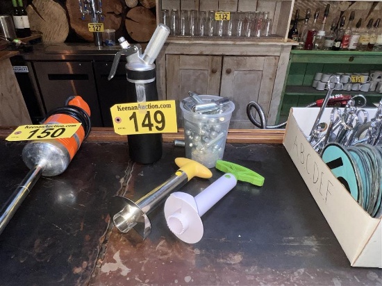 LOT: WHIP CREAM DISPENSERS & CARTRIDGES, 2-PINEAPPLE CORER & SLICERS