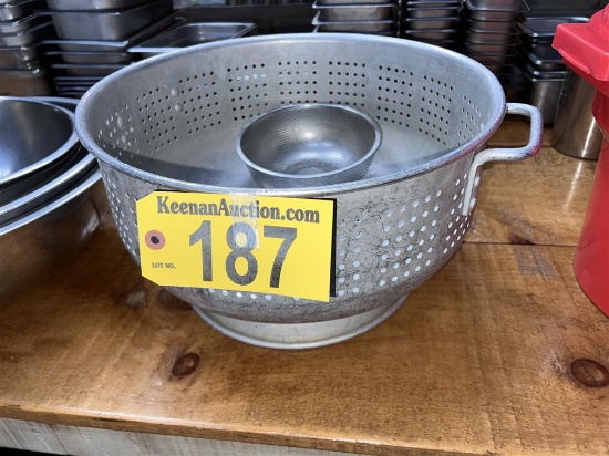 16.5" ALUMINUM COLANDER