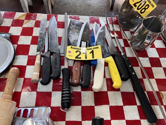 LOT OF ASSORTED CUTLERY, 2-HATCHETS