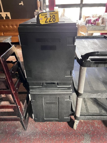BID PRICE X 2 - (2) INSULATED HOT BOXES: CHOICE & CARLISLE