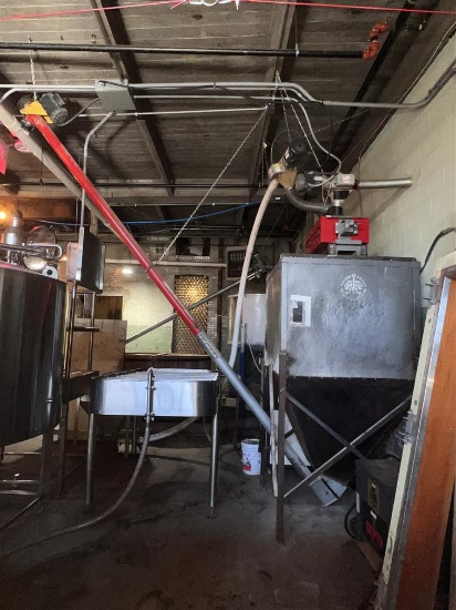 1-TON GALVANIZED HOPPER W/ RAD ROLLER MILL, UNLOADER 230/460V, AUGER FEED