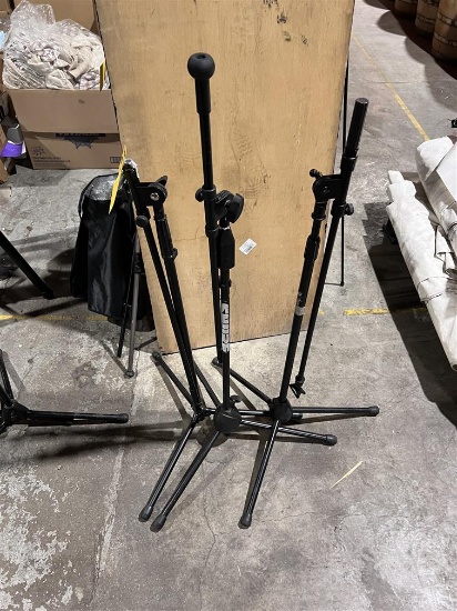 LOT OF 3-MICROPHONE STANDS