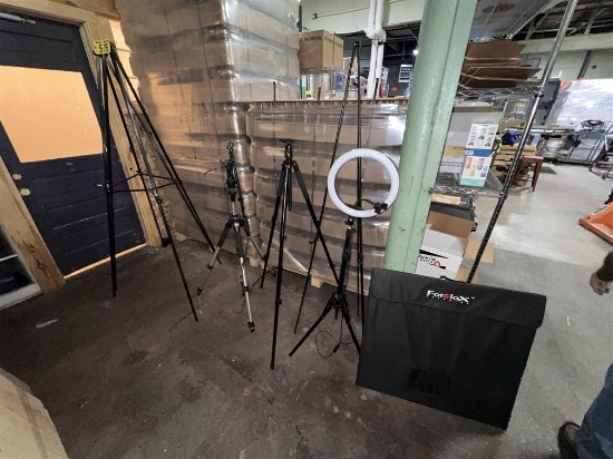 LOT: TRIPODS, EASELS, FOTODIOX PHOTO BOX & LIGHT