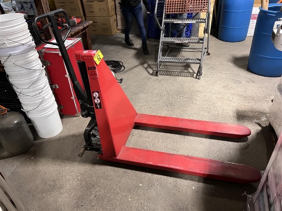 ULINE MODEL H5441 3000LB. HIGH RISE LIFT