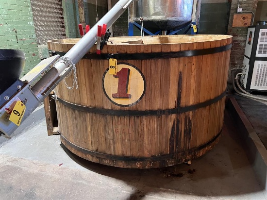 1000-GALLON FERMENTATION TANK, 7'8" DIA, 54"H