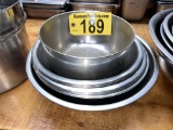 BID PRICE X 10 - (10) ASSORTED SIZE S/S MIXING BOWLS
