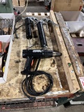 LOT: 2-GREASE GUNS, 1-HEAT GUN