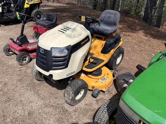 CUB CADET LTX1045 RIDING LAWN MOWER