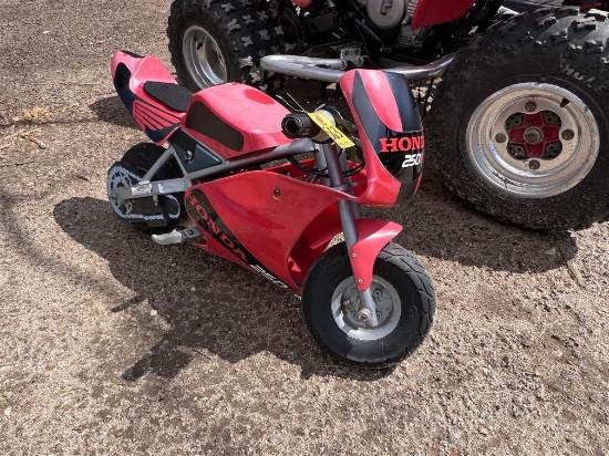 RAZOR 24V MINI ELECTRIC DIRT BIKE, HONDA 250R, NO CHARGER