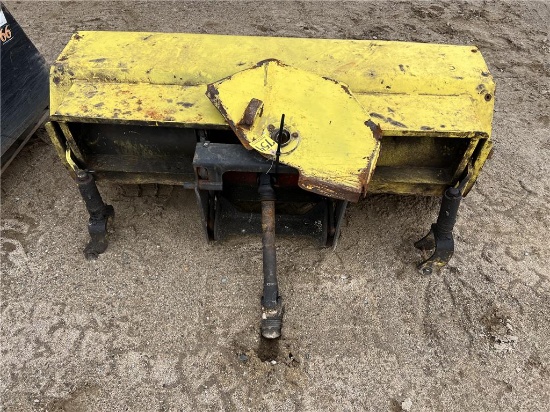 JOHN DEERE 48" SWEEPER ATTACHMENT