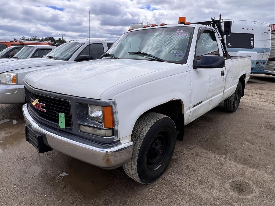 2000 GMC SIERRA SL 2500 SINGLE CAB PICKUP, 4X2, 5.7L V8, WEATHER GUARD HEADACHE RACK