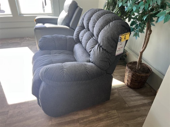 BEST HOME FURNISHINGS BEAST OVERSIZED ROCKER RECLINER, RETAIL $929