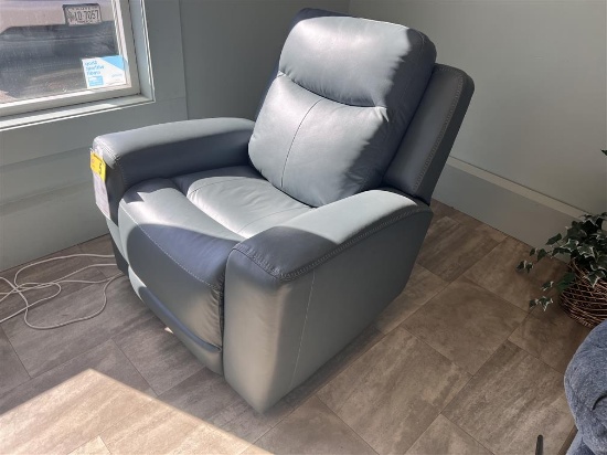 ASHLEY FURNITURE MINDANAO DUAL POWER LEATHER RECLINER, RETAIL $1,349