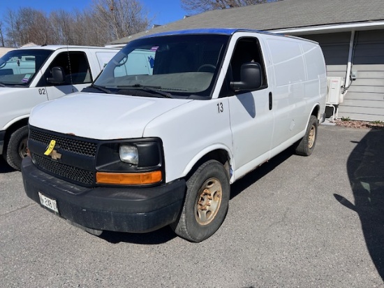 2015 CHEVROLET EXPRESS 2500 CARGO VAN, 283,353 MILES, VIN: 1GCWGFCF8F1248394