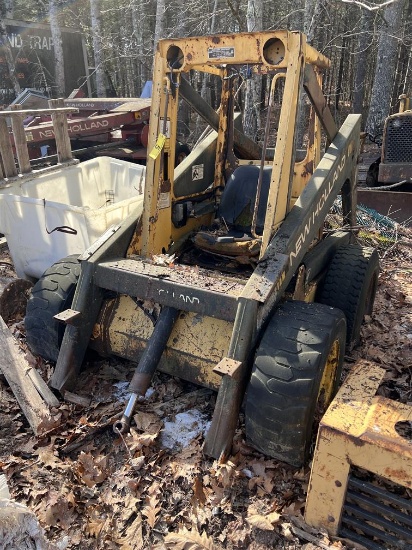 NEW HOLLAND L555 SKID STEER, KUBOTA 4CYL. DIESEL