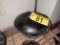 LODGE 9-QT CAST IRON DUTCH OVEN