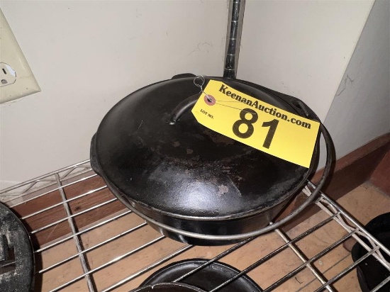 LODGE 9-QT CAST IRON DUTCH OVEN