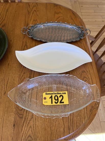 LOT OF 3-ASSORTED SERVING PLATTERS