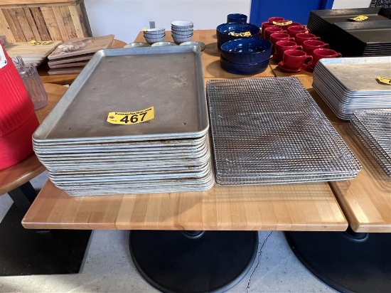 BID PRICE X 17 - (17) FULL SIZE ALUMINUM SHEET PANS W/ 4-COOLING RACKS