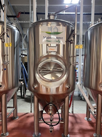 2018 SPECIFIC MECHANICAL SYSTEMS CONICAL FERMENTATION TANK