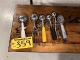 LOT: 6-ASSORTED PORTION SCOOPS