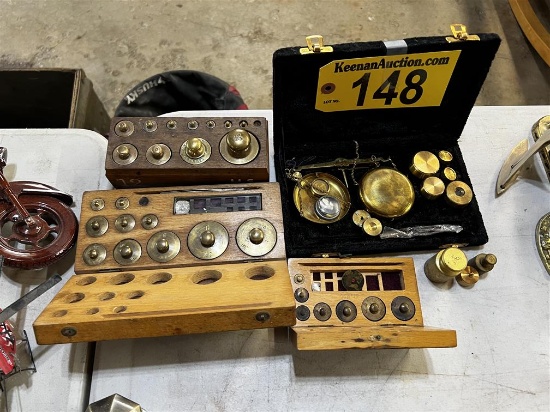 SCALE LOT: 3-WEIGHT SETS, SCALE