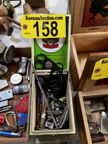 LOT OF ASSORTED COLLECTIBLE CIGARS, CLIPPERS, MISC.