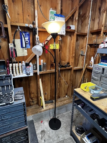 FLOOR LAMP