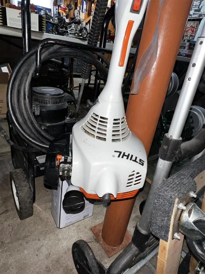 LOT: STIHL FS38 STRING TRIMMER, BLACK & DECKER HEDGE TRIMMER, CAN OF STIHL FUEL