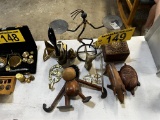 LOT OF ASSORTED BRASS & WOOD COLLECTIBLES