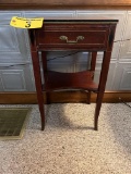 HARDWOOD END TABLE