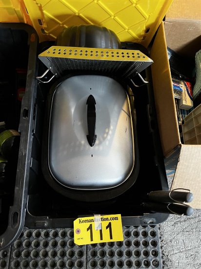 LOT: TURKEY ROASTER & ASSORTED COOKWARE
