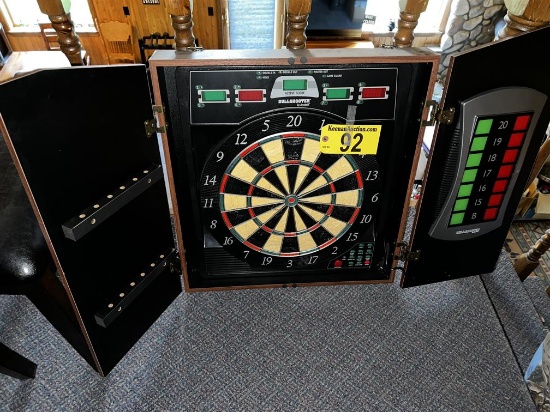 ARACHNID BULLSHOOTER DART BOARD