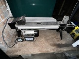 EARTHQUAKE W1200 5-TON ELECTRIC LOG SPLITTER