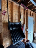 SUNCAST SNOW SCOOP & FLOOR SQUEEGEE