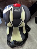 GRACO CAR SEAT