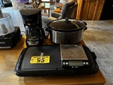 LOT: BLACK & DECKER COFFEE MAKER, CROCK POT SLOW COOKER, ELECTRIC GRIDDLE, PORTION SCALE