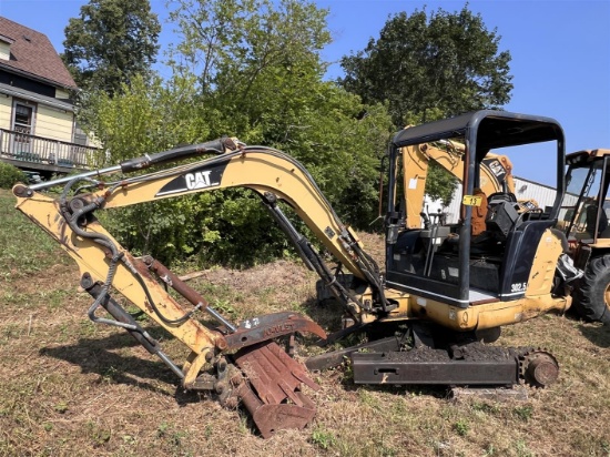 2001 CATERPILLAR 302.5 MINI EXCAVATOR | Heavy Construction Equipment ...