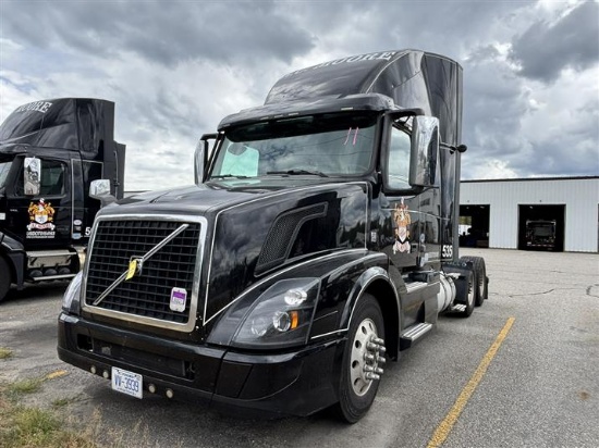 2017 VOLVO VNL DAYCAB, TK535ME, MILES: 654,924, VIN: 4V4NC9EH9HN982095