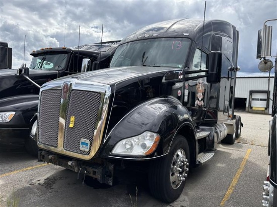 2016 KENWORTH T680 76" INTEGRAL ROOF SLEEPER TRACTOR, TK496ME, MILES: 666,144
