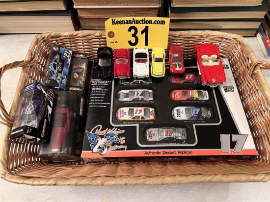 LOT: 17-ASSORTED DIECAST CARS