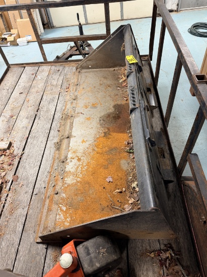 BOBCAT MI 80IN HEAVY DUTY MATERIAL BUCKET