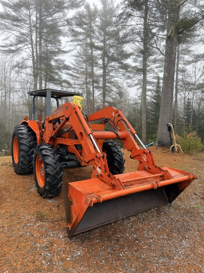 2005 KUBOTA M9000 TRACTOR, S/N: 54930