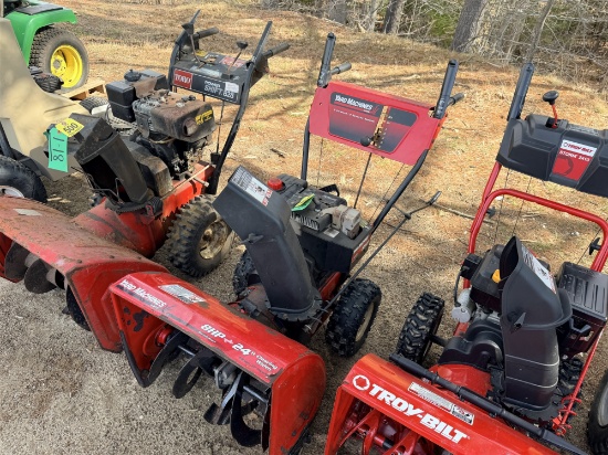 YARD MACHINES BY MTD 24" SNOW BLOWER