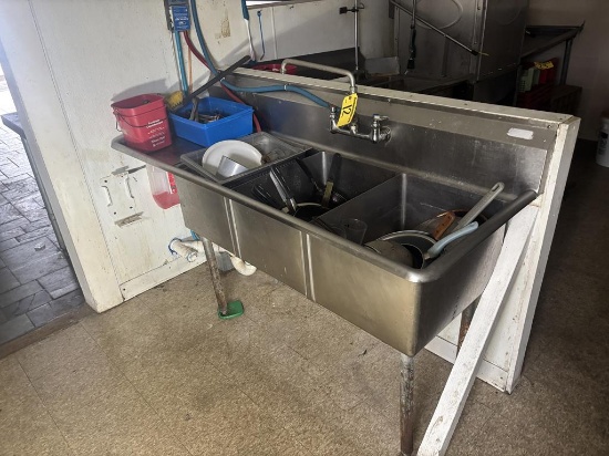 3-COMPARTMENT STAINLESS STEEL SINK, 68" X 26"